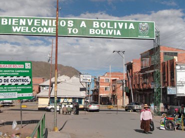 The border with Bolivia at Desaguadero.