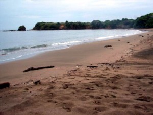 The beach at the end of the road in Kuna Yala National Park.